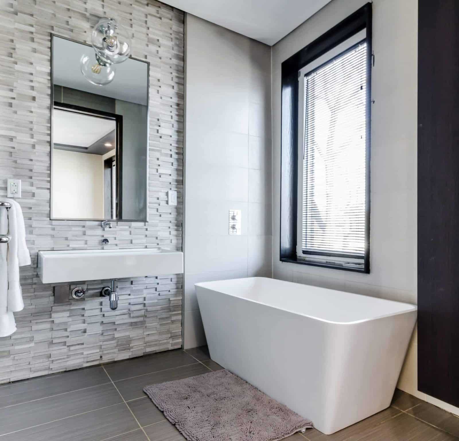 bathroom-remodel-with-tile-accent-walls.jpg