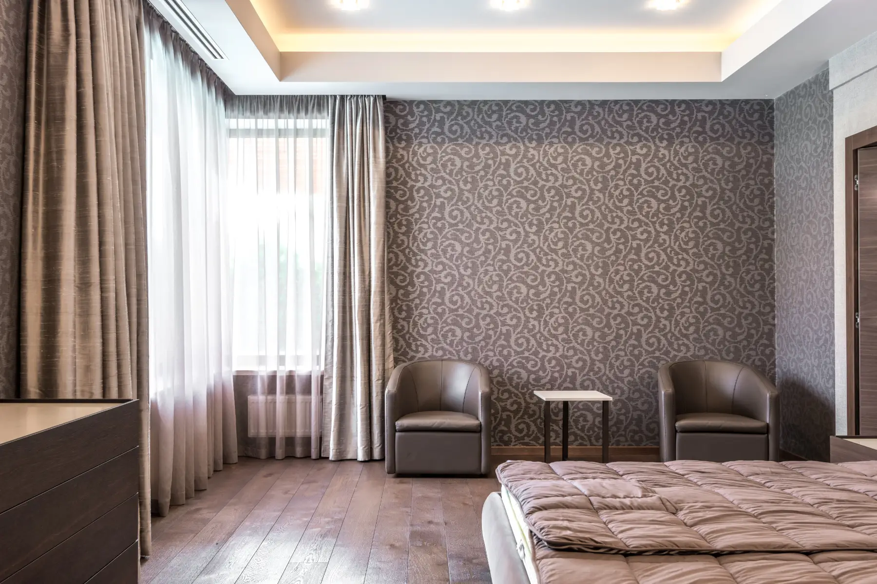Wallpaper installation